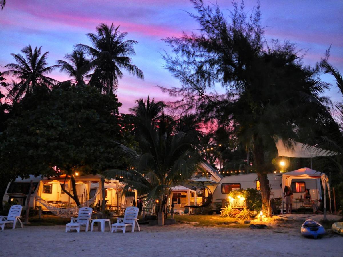 Samui Caravans Hotel Laem Sor Exterior photo